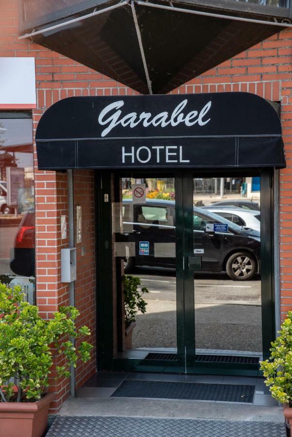Hotel Garabel Plaisir Exterior foto